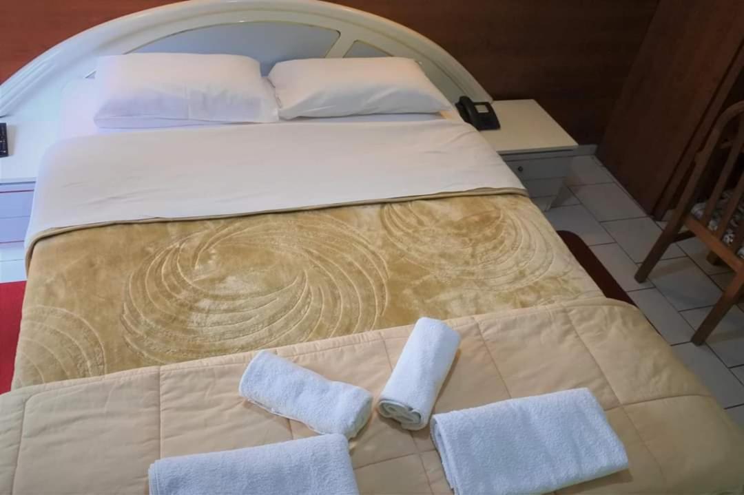 Hotel Elena 에데사 외부 사진